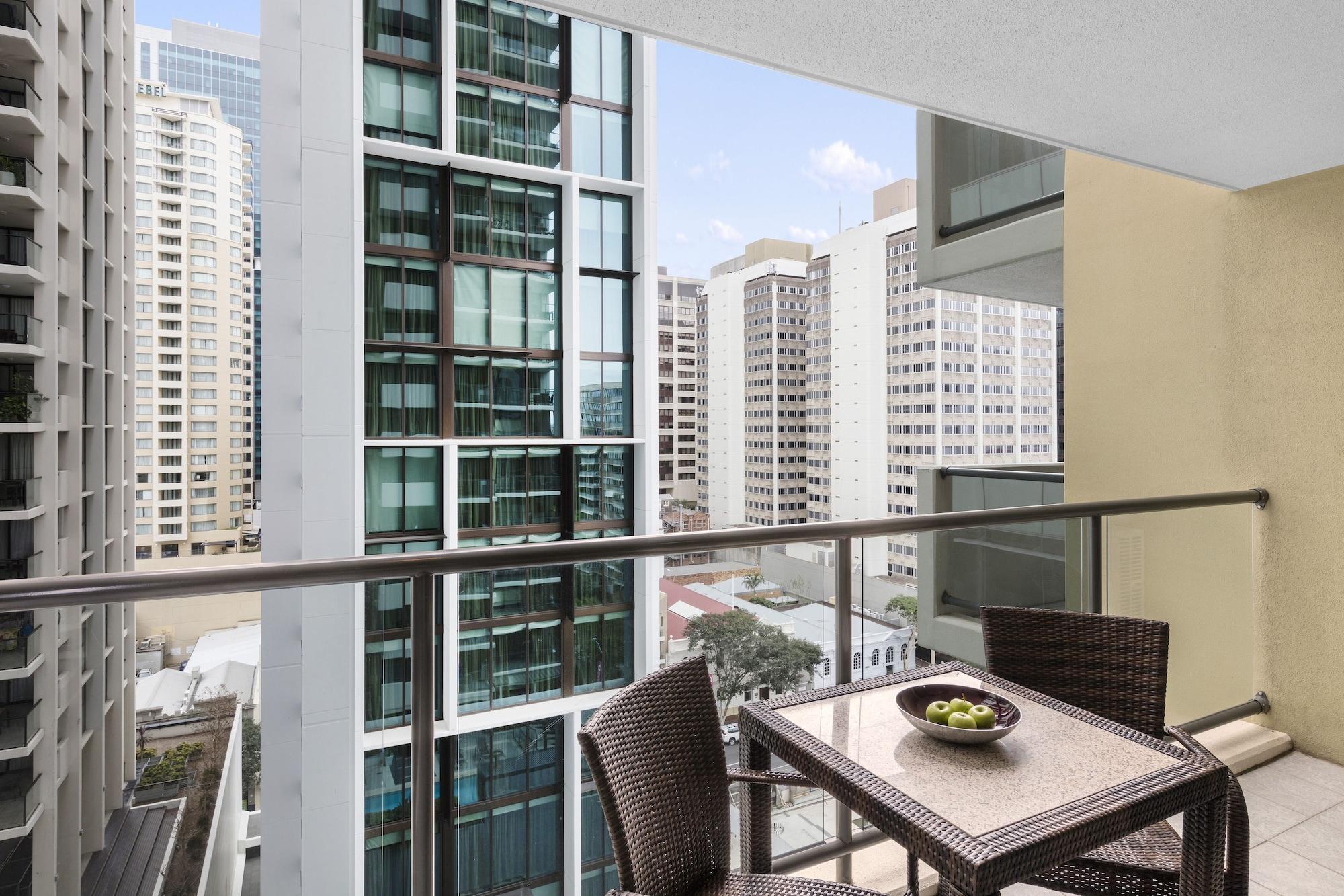 Oaks Brisbane On Margaret Suites Екстериор снимка