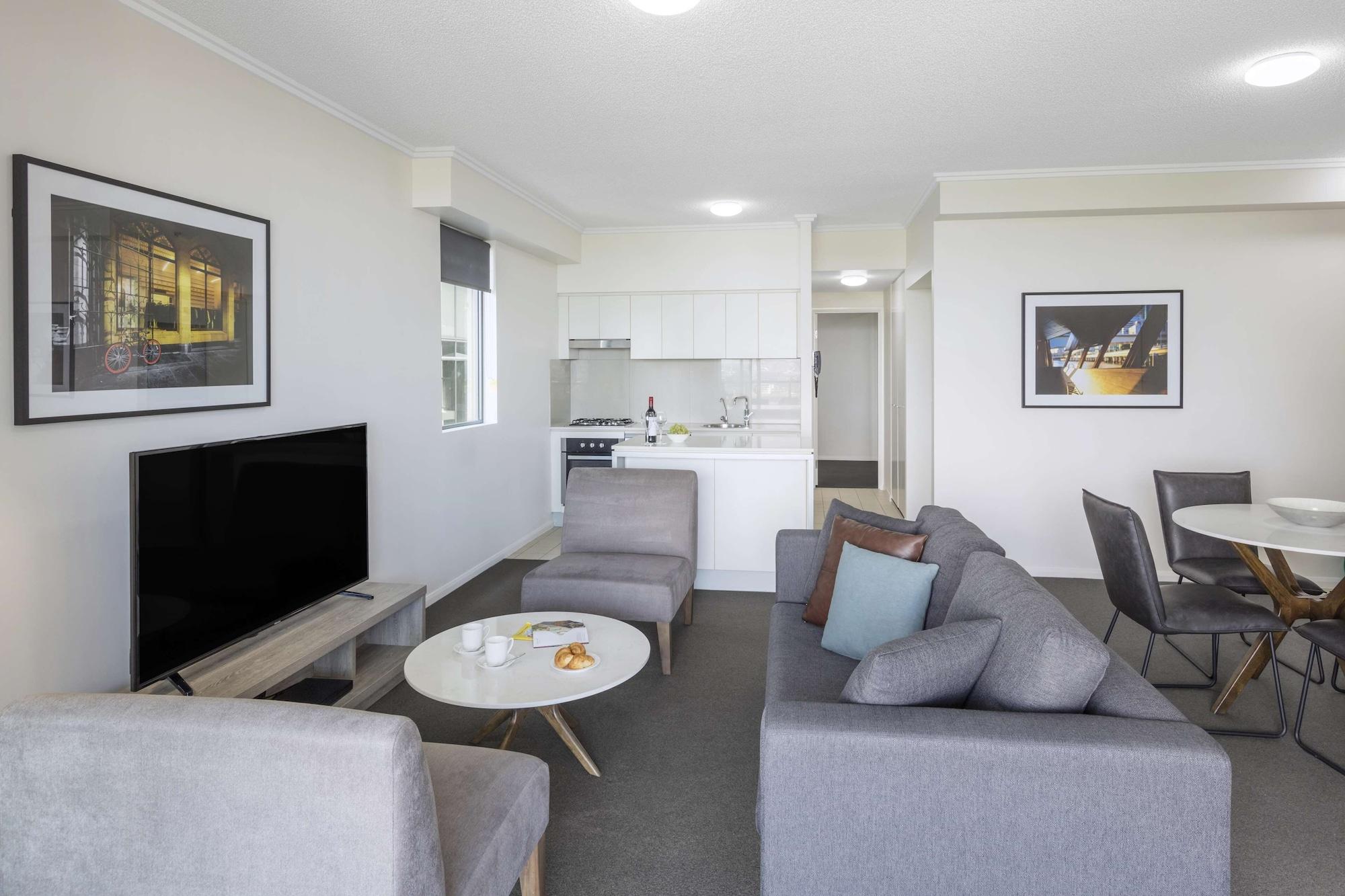 Oaks Brisbane On Margaret Suites Екстериор снимка