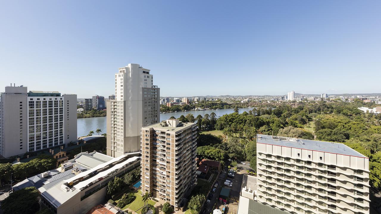 Oaks Brisbane On Margaret Suites Екстериор снимка